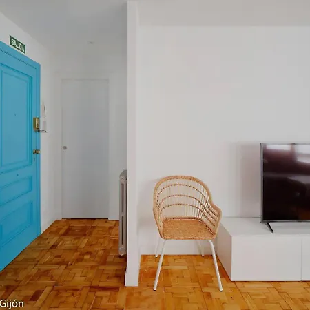 Avg Cervantes 2 Centro * Χιχόν