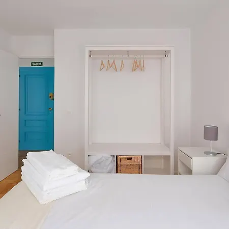 Avg Cervantes 2 Centro Διαμέρισμα Χιχόν