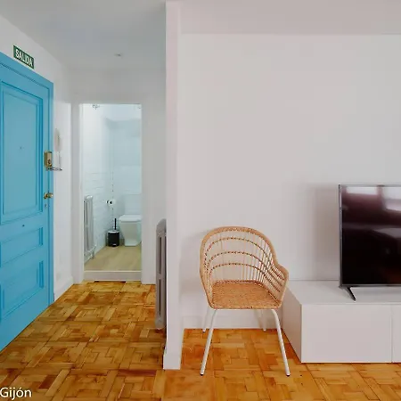 Avg Cervantes 2 Centro Χιχόν